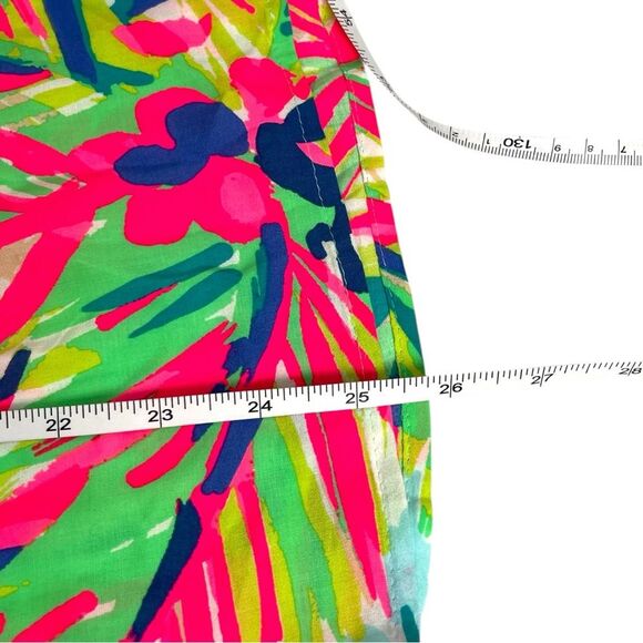 Lilly Pulitzer Stacey Tropical Print Sleeveless Split Neck Tank Top Size Small - Picture 8 of 8